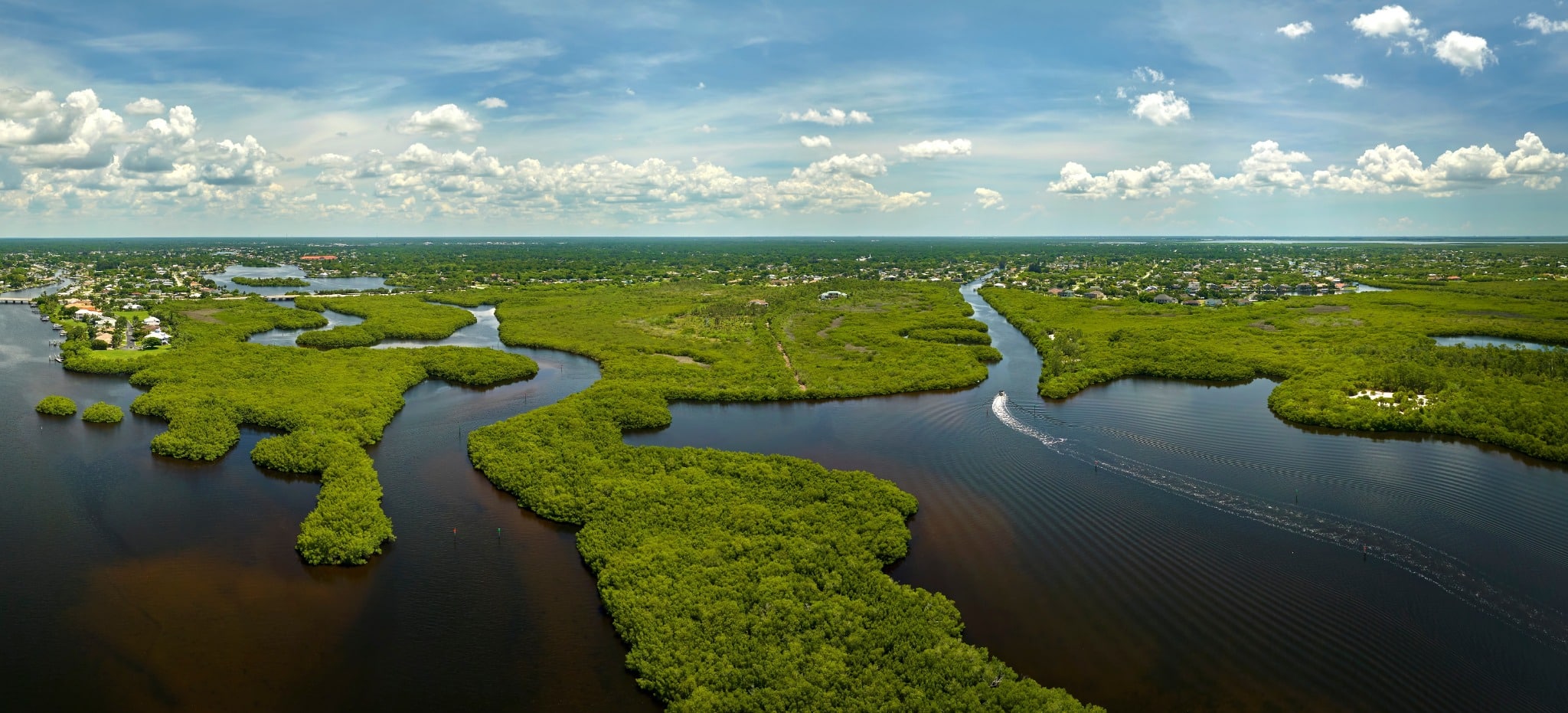 Everglades City - Luchtfoto mangroven en kanalen