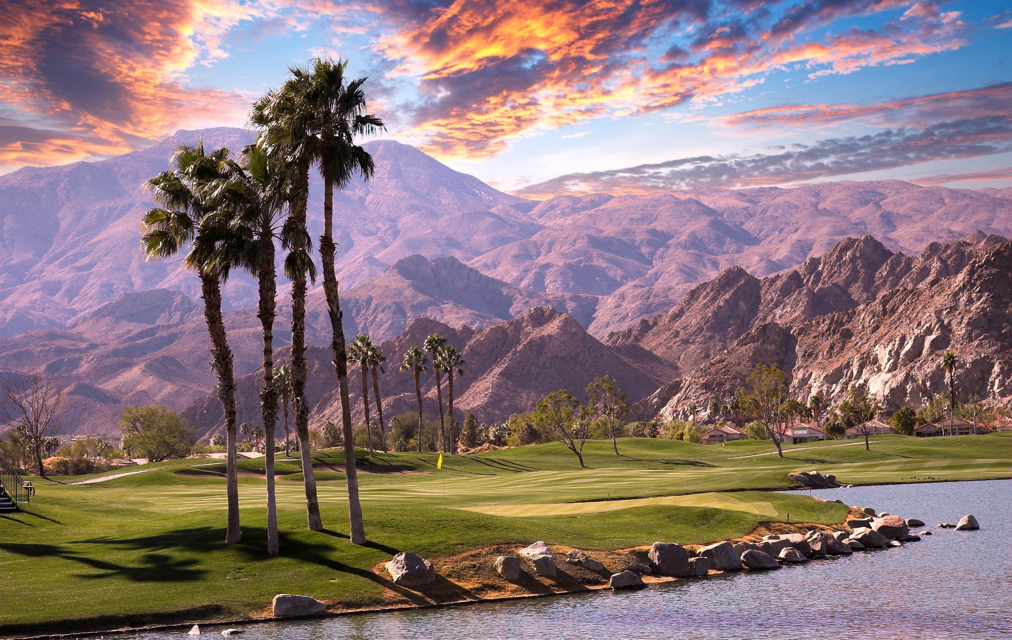 Golfbaan in Palm Springs met bergachtergrond