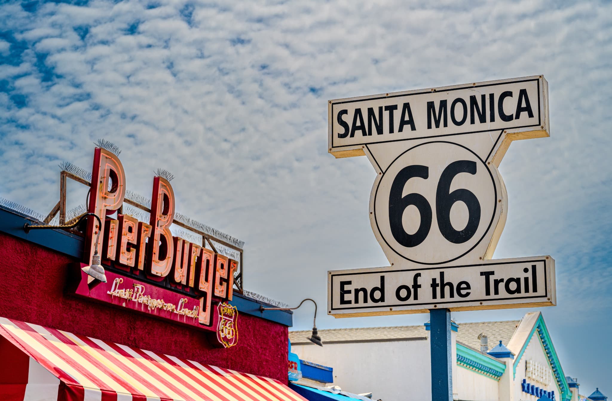 Santa Monica Route 66 bord bij pier